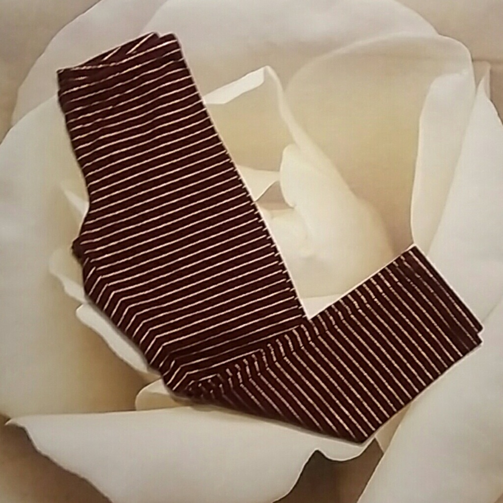 Cute burgundy & golden strippedleggings